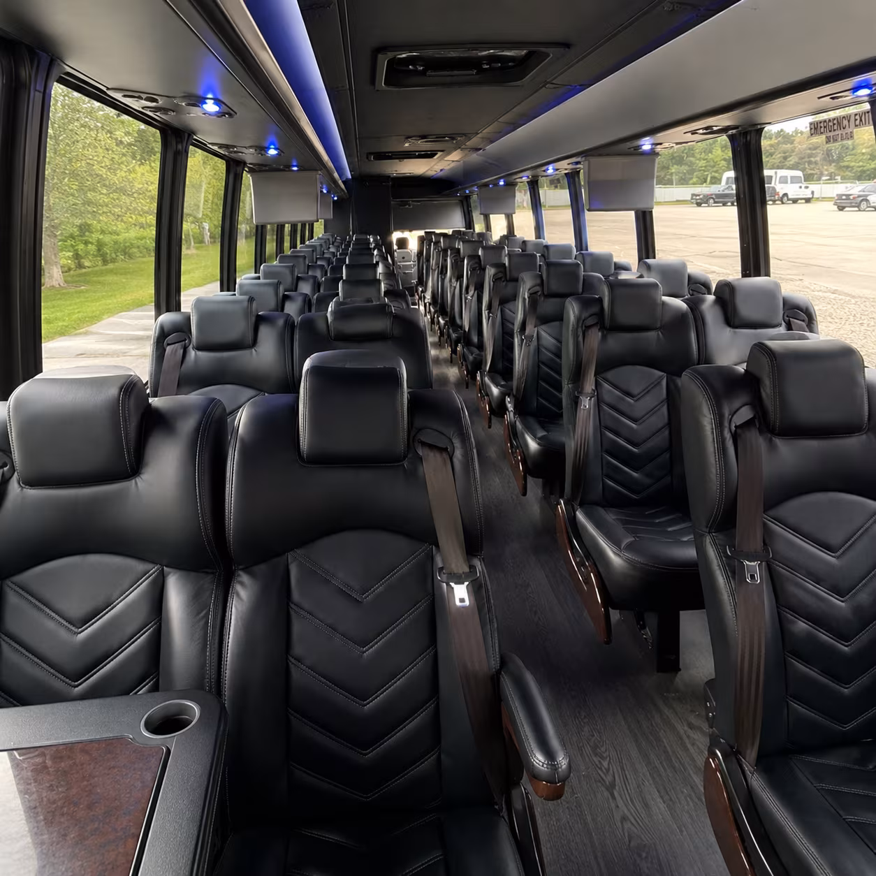 book a bus to charleston s best wine bars and tasting rooms from mount pleasant