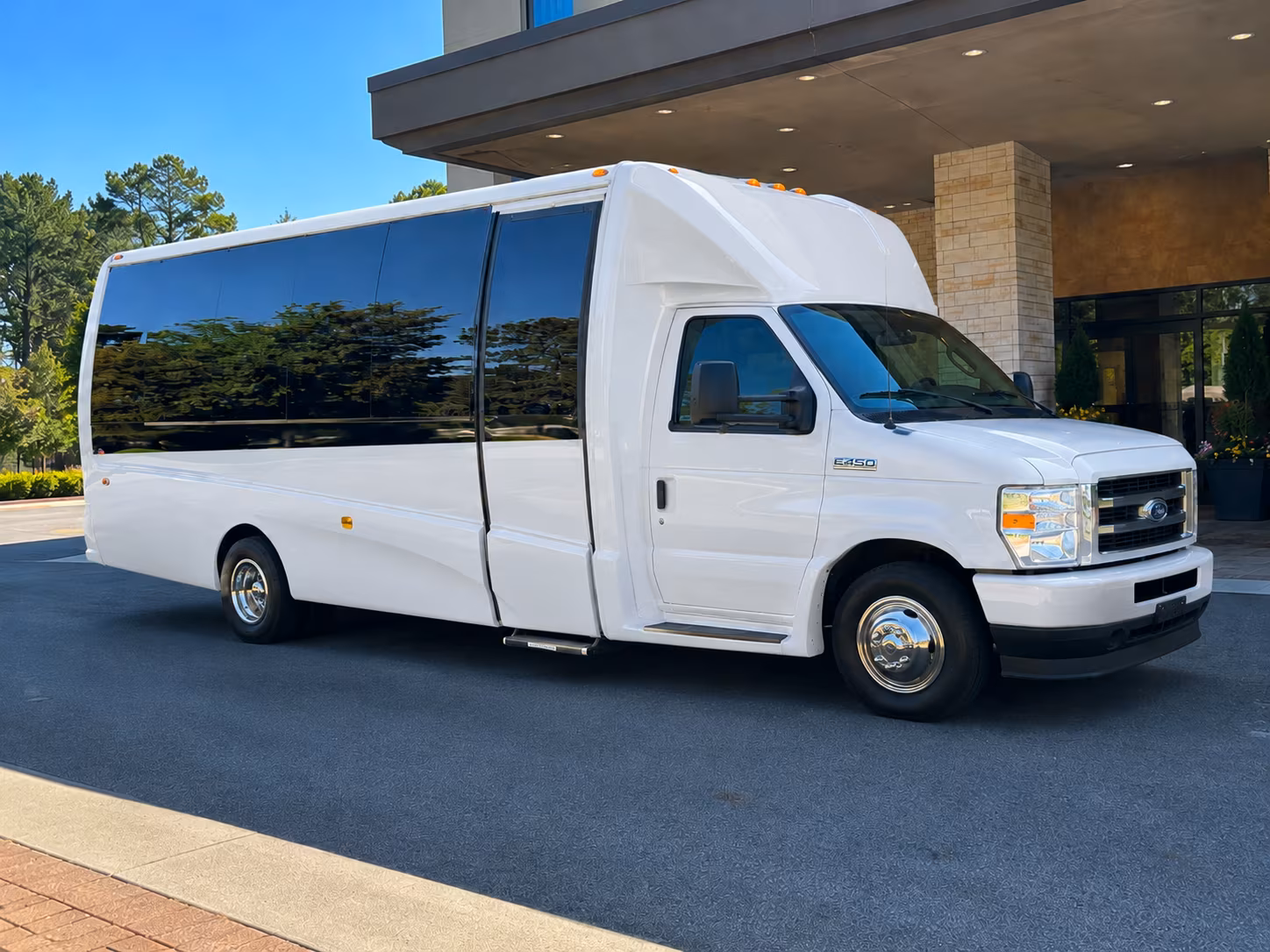 bus rentals for bands and performers traveling through the lowcountry