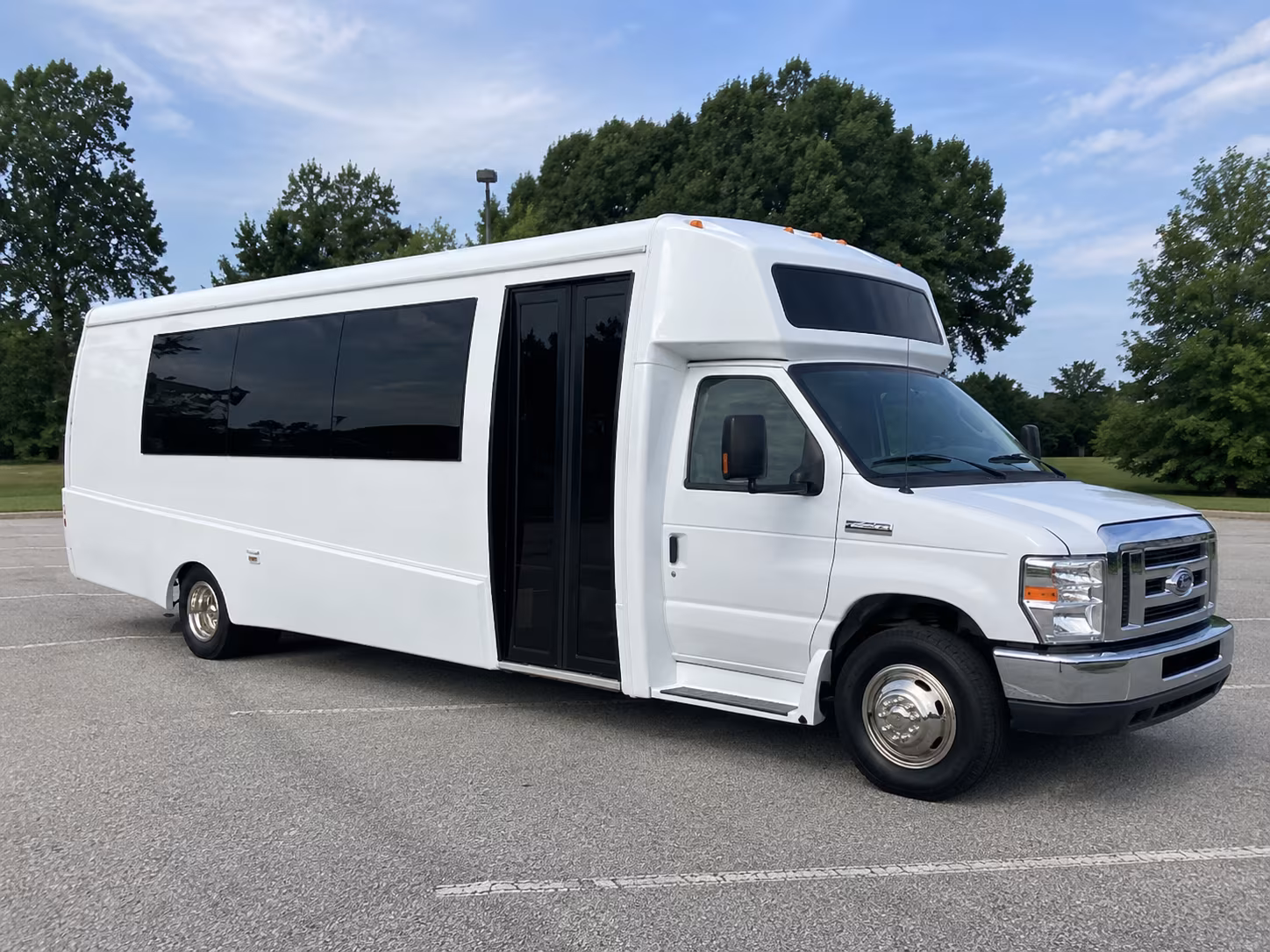 mount pleasant 18 passenger party bus