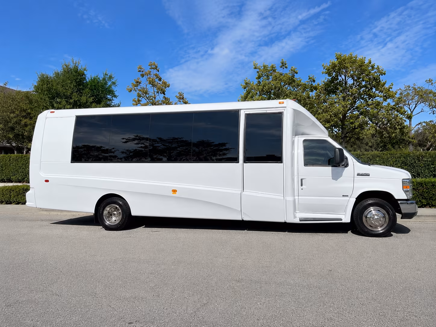 mount pleasant wine tour transportation